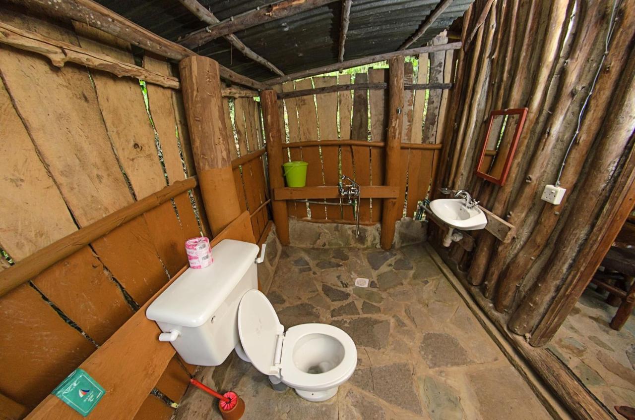 Dave The Cave Eco Lodge And Cultural Campsite Rubirizi Bagian luar foto